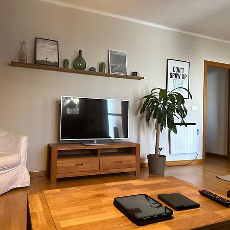 Moderno Apartamento En El Centro Vilanova i la Geltru Luaran gambar