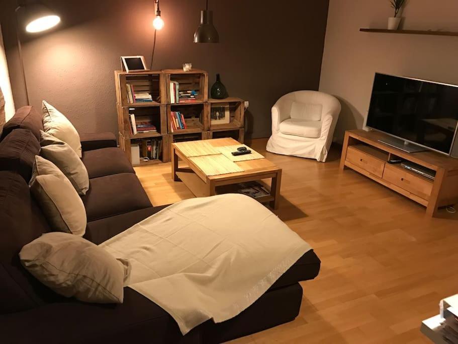 Moderno Apartamento En El Centro Vilanova i la Geltru Luaran gambar